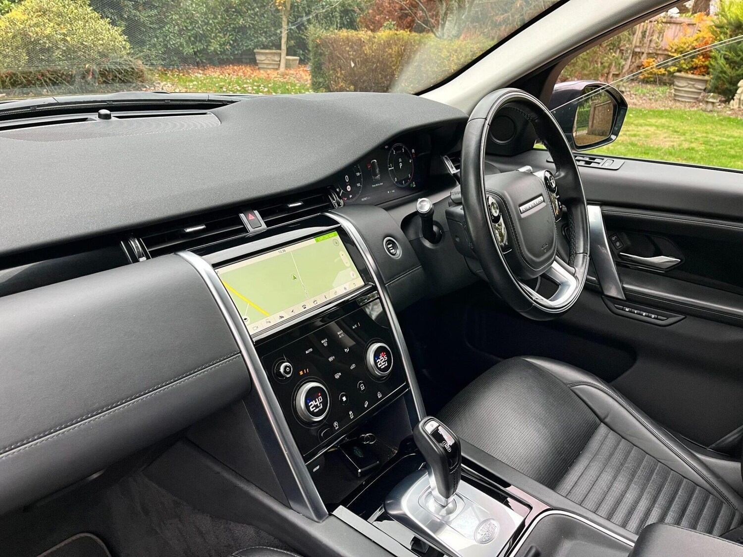 Used Land Rover Discovery Sport 2020 for sale - 76776431: Photo 29