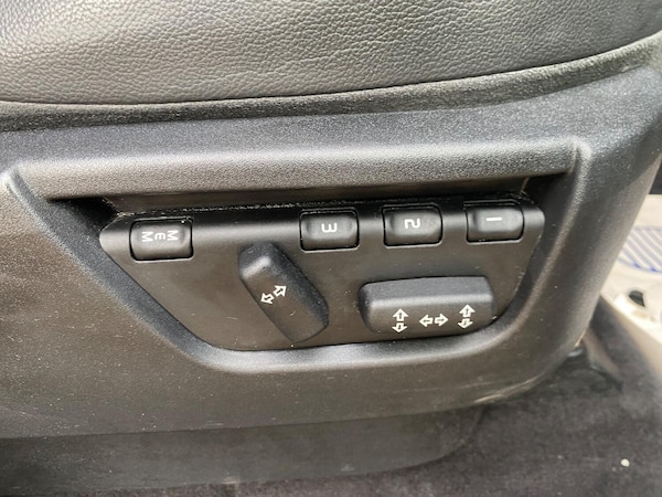 Used Land Rover Freelander 2 2010 for sale - 76211847: Photo 24
