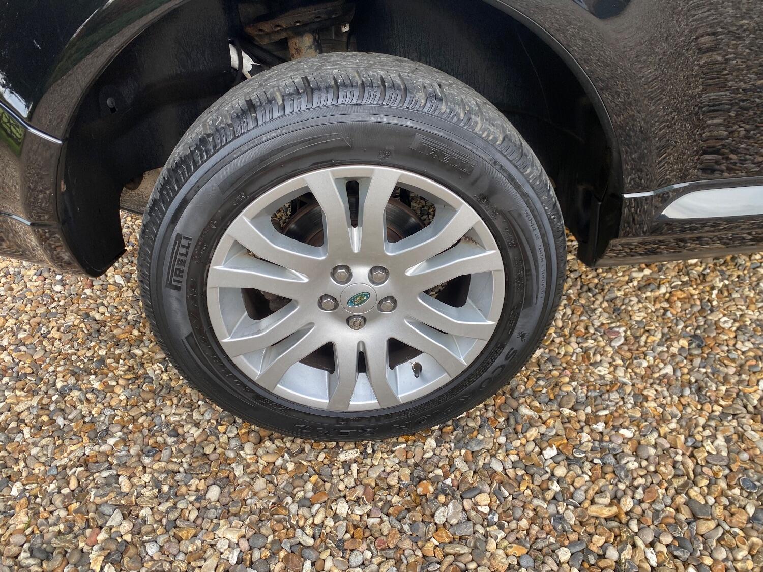 Used Land Rover Freelander 2 2010 for sale - 76211847: Photo 33