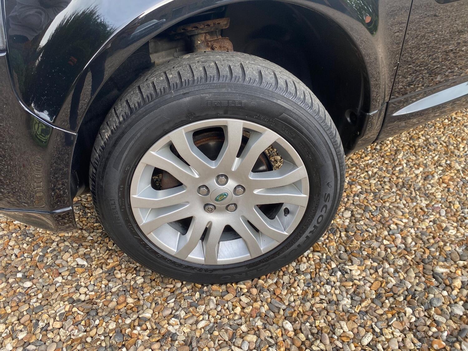 Used Land Rover Freelander 2 2010 for sale - 76211847: Photo 34