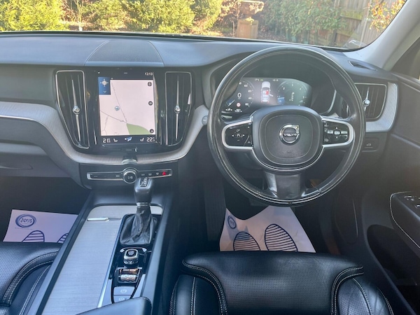 Used Volvo XC60 2017 for sale - 74067531: Photo 8
