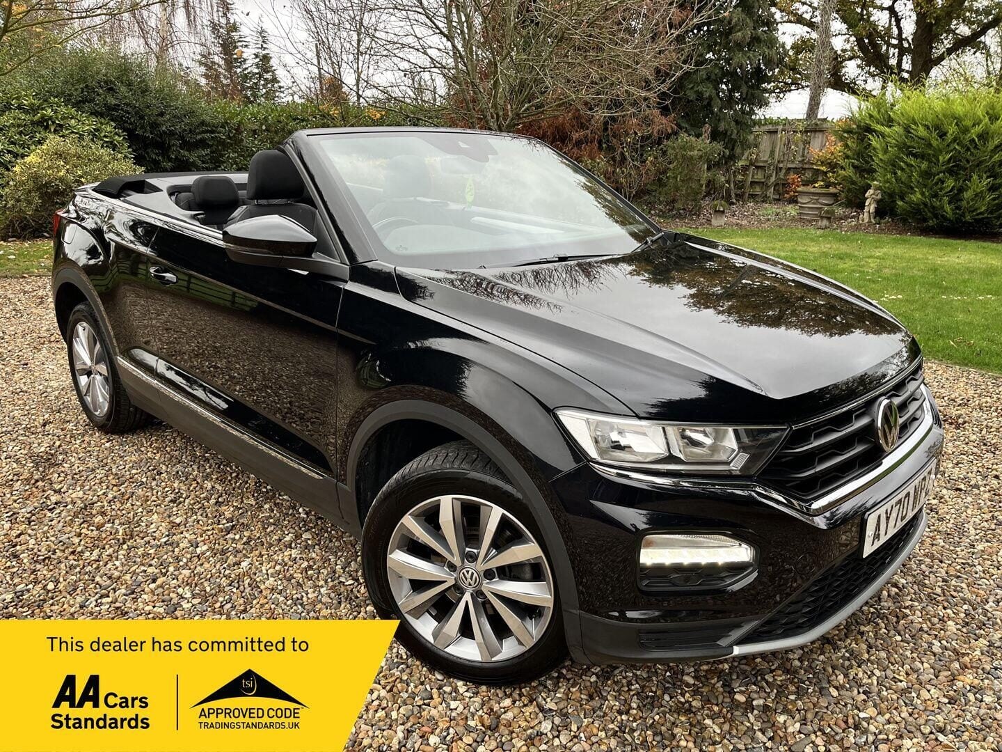 Used Volkswagen T-Roc 2020 for sale - 76776414: Photo 1