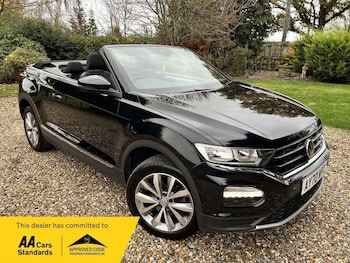 Used Volkswagen T-Roc 2020 for sale - 76776414: Photo