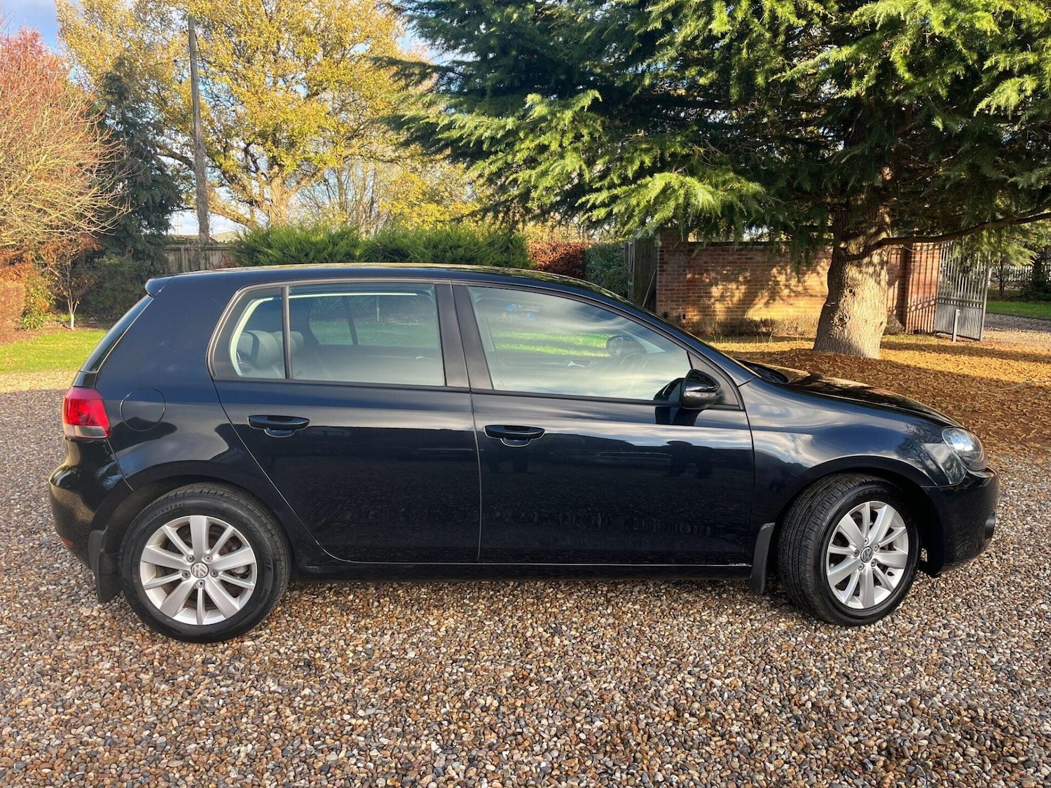 Used Volkswagen Golf 2011 for sale - 77199353: Photo 21