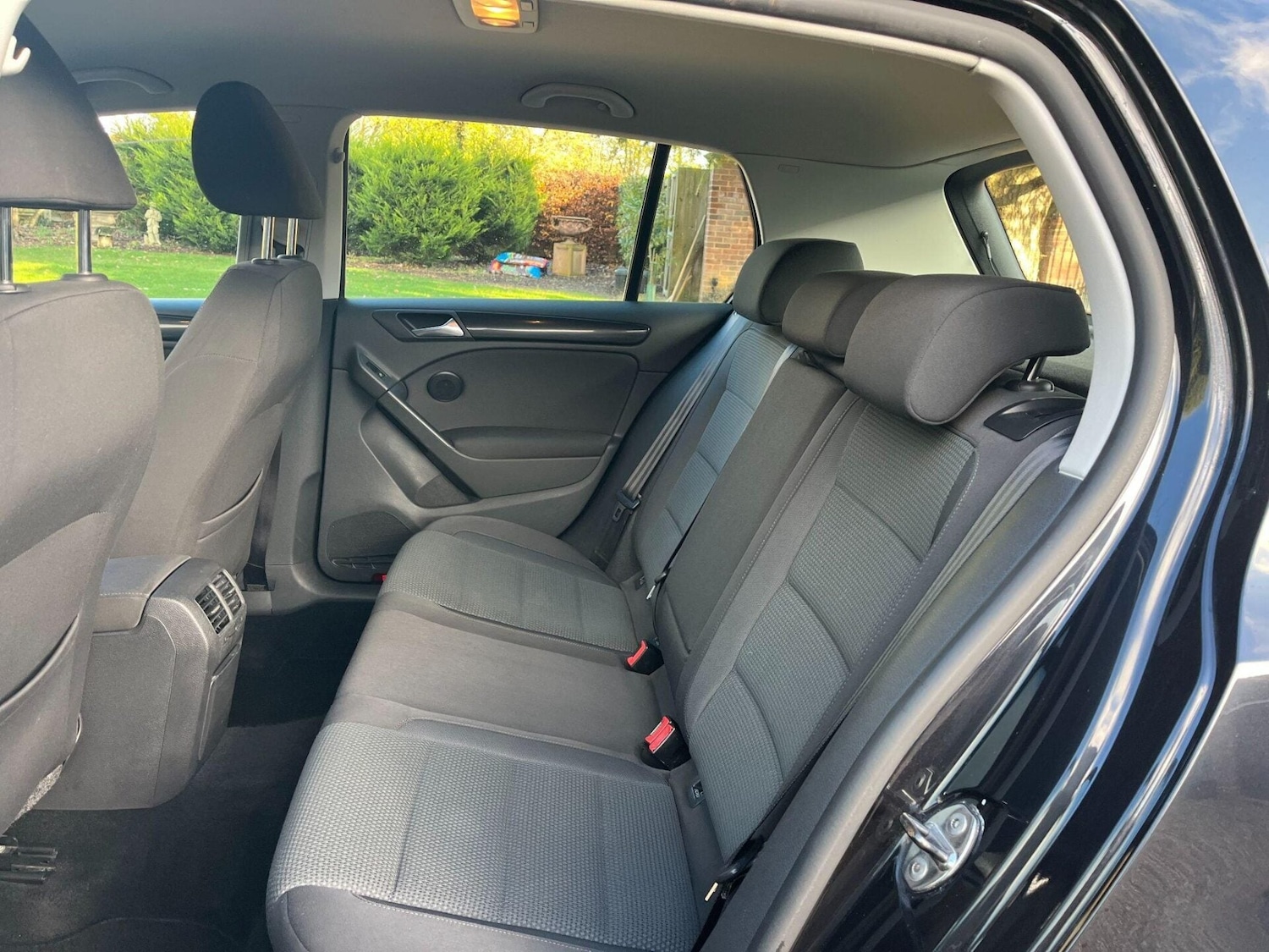 Used Volkswagen Golf 2011 for sale - 77199353: Photo 25