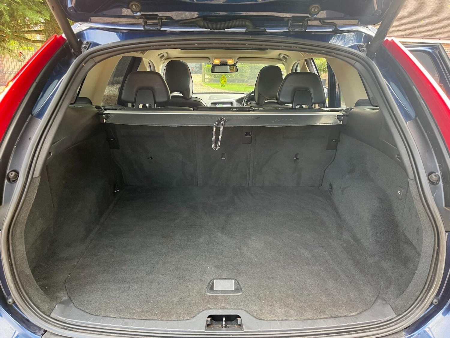 Used Volvo XC60 2012 for sale - 77199300: Photo 15