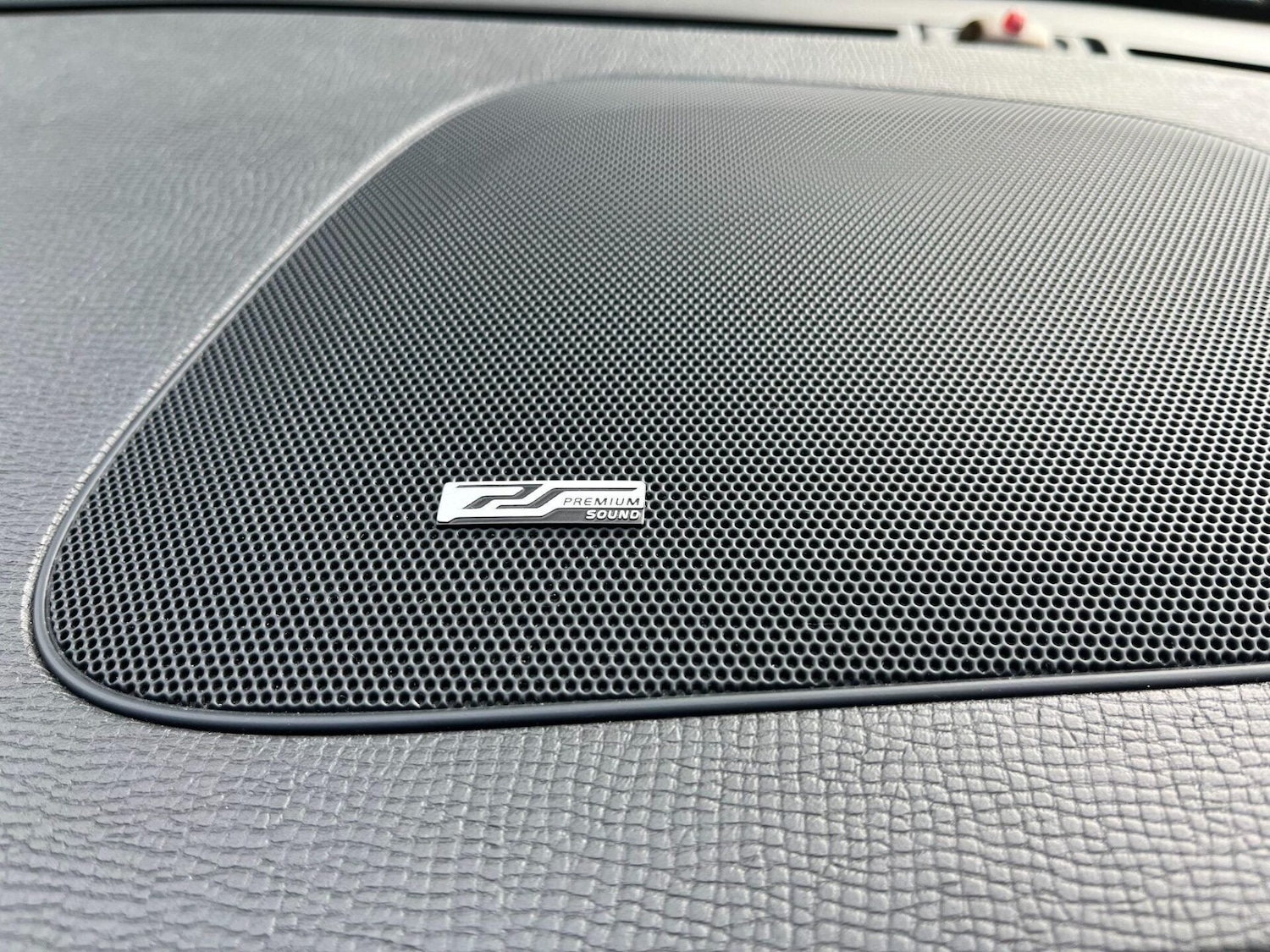 Used Volvo XC60 2012 for sale - 77199300: Photo 24