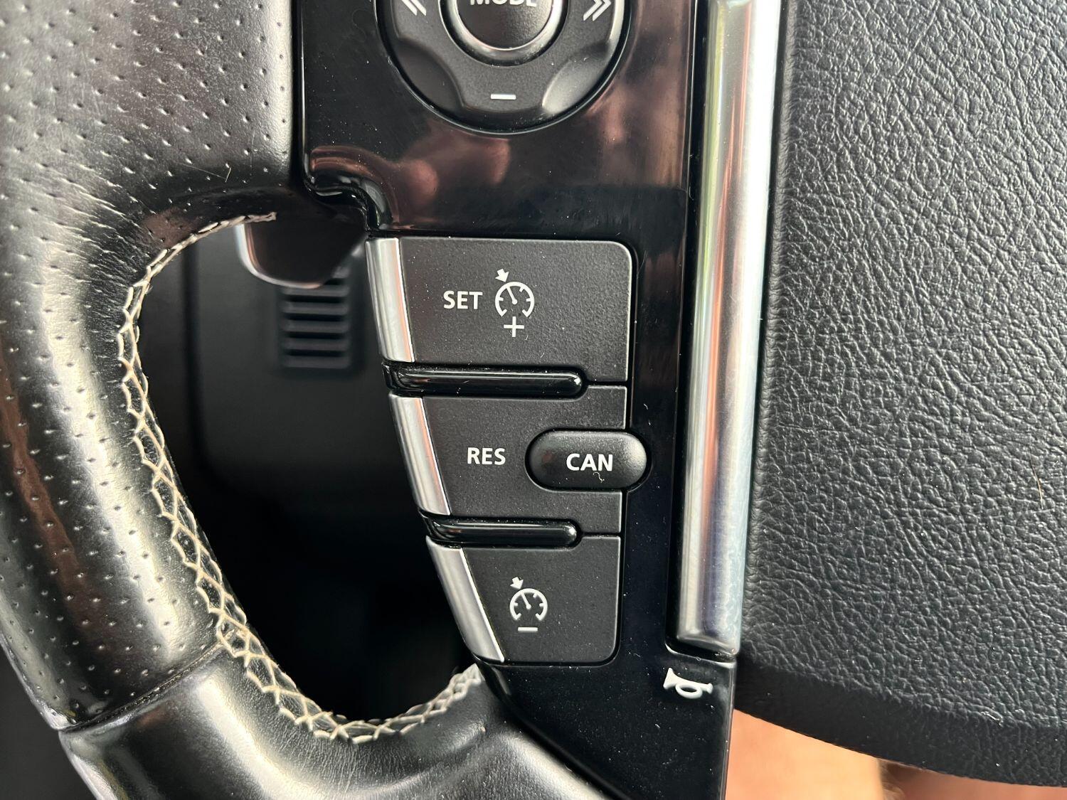Used Land Rover Discovery 4 2014 for sale - 75779340: Photo 34