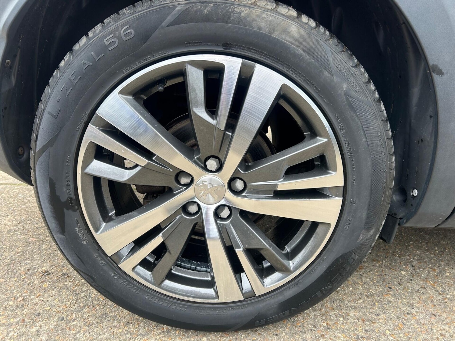 Used Peugeot 3008 2017 for sale - 77546273: Photo 15