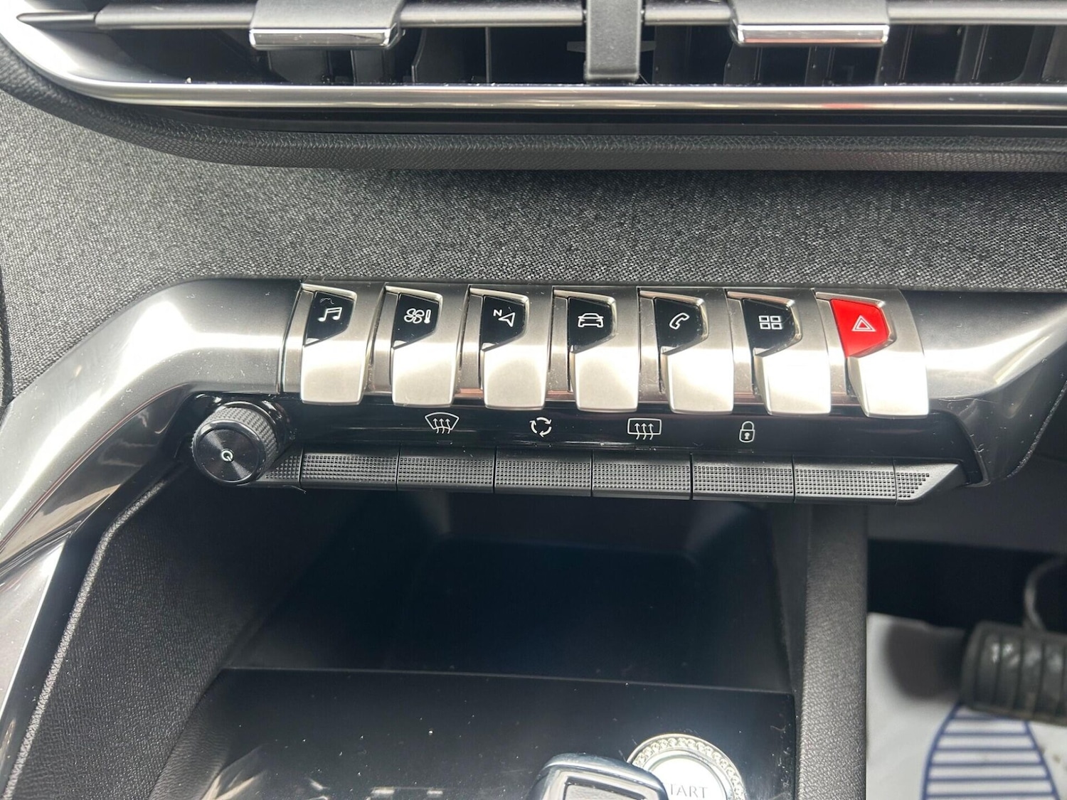 Used Peugeot 3008 2017 for sale - 77546273: Photo 31