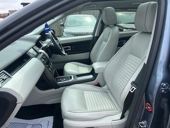 Used Land Rover Discovery Sport 2019 for sale - 79240315: Photo