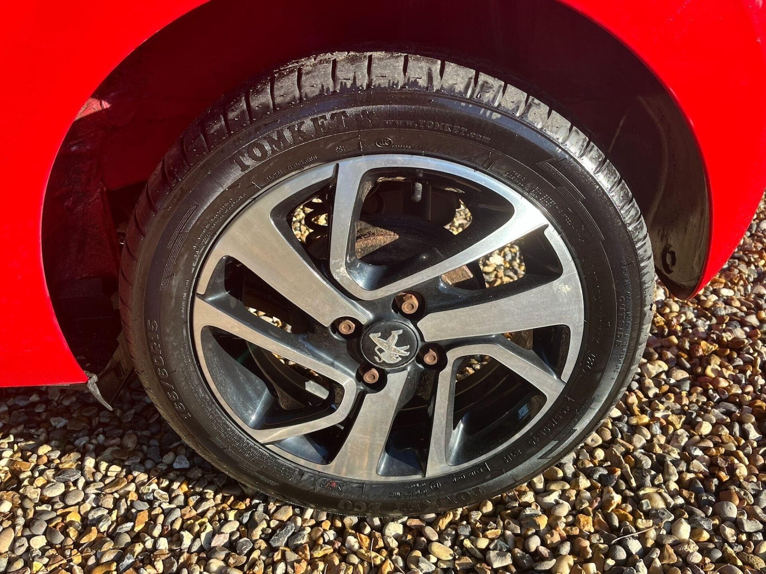 Used Peugeot 108 2015 for sale - 76776448: Photo 28