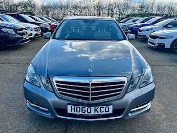 Used Mercedes-Benz E Class 2010 for sale - 77805077: Photo