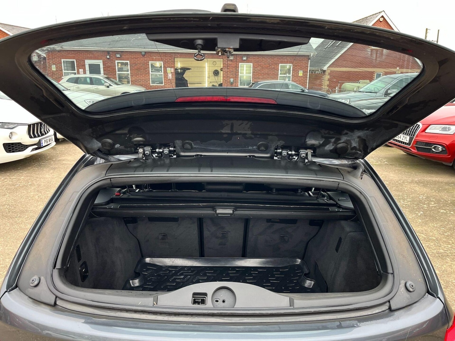 Used BMW 3 Series 2017 for sale - 77602123: Photo 14