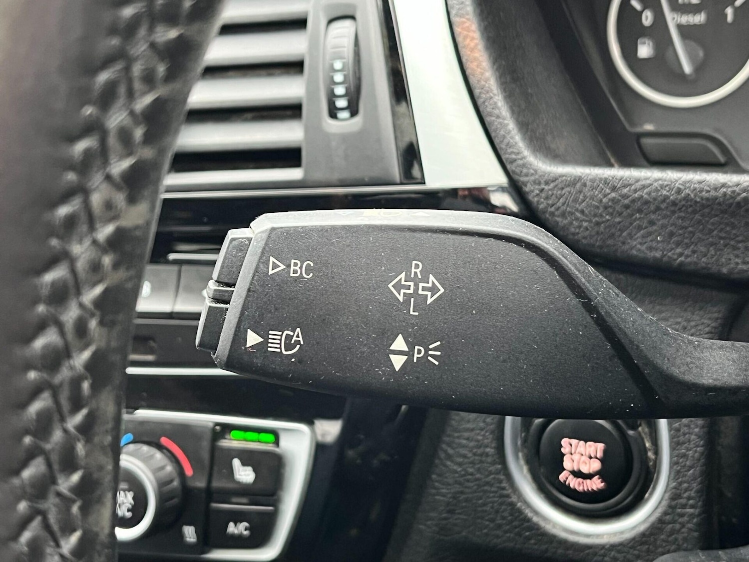 Used BMW 3 Series 2017 for sale - 77602123: Photo 27