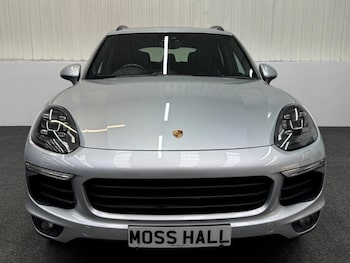 Used Porsche Cayenne 2018 for sale - 78063110: Photo