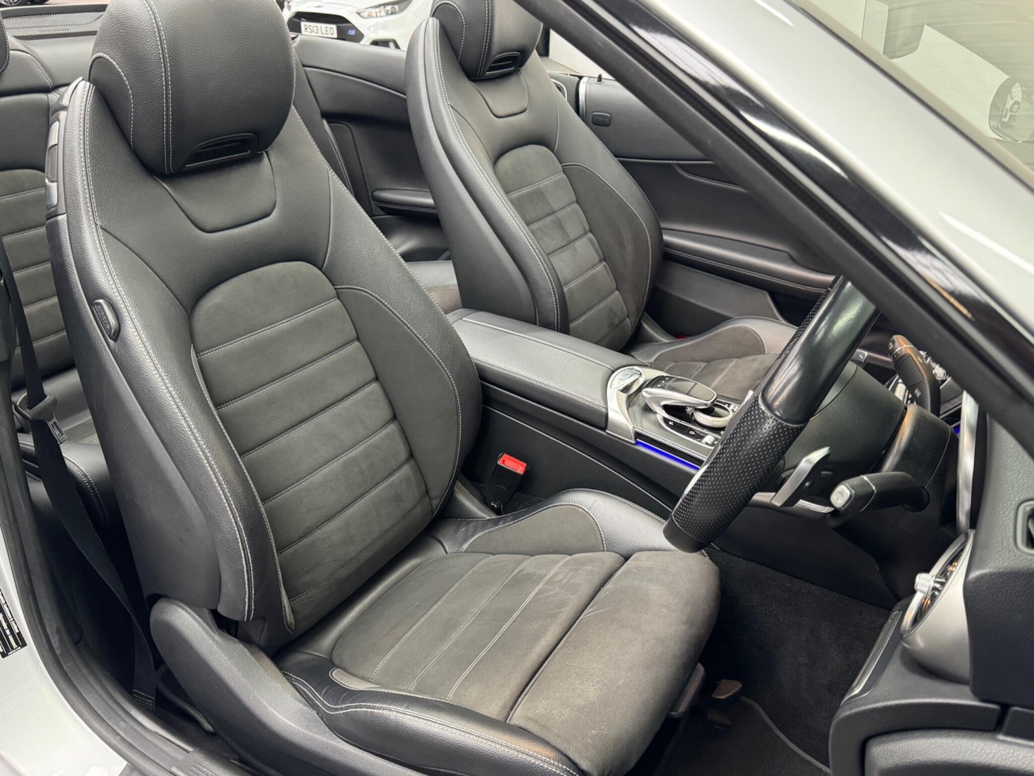 Used Mercedes-Benz C Class 2020 for sale - 76975487: Photo 11