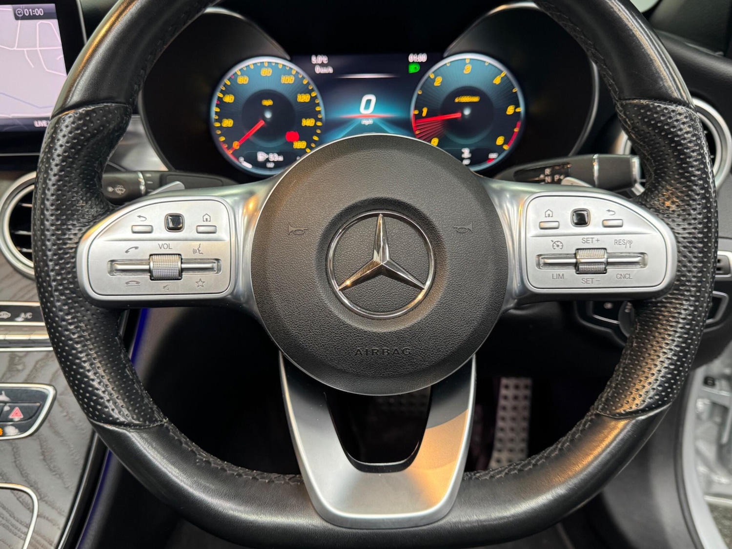 Used Mercedes-Benz C Class 2020 for sale - 76975487: Photo 17