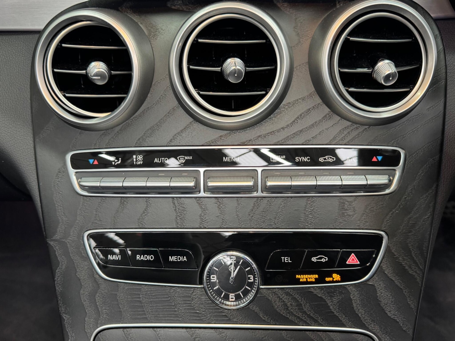 Used Mercedes-Benz C Class 2020 for sale - 76975487: Photo 21