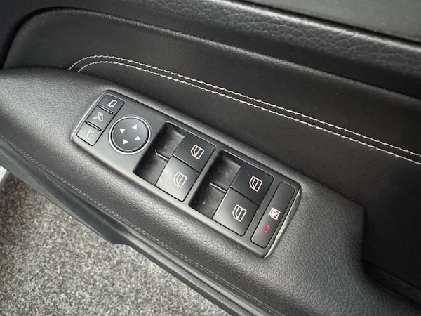 Used Mercedes-Benz E-Class 2015 for sale - 75237693: Photo 24