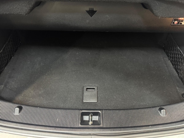 Used Mercedes-Benz E-Class 2015 for sale - 75237693: Photo 25