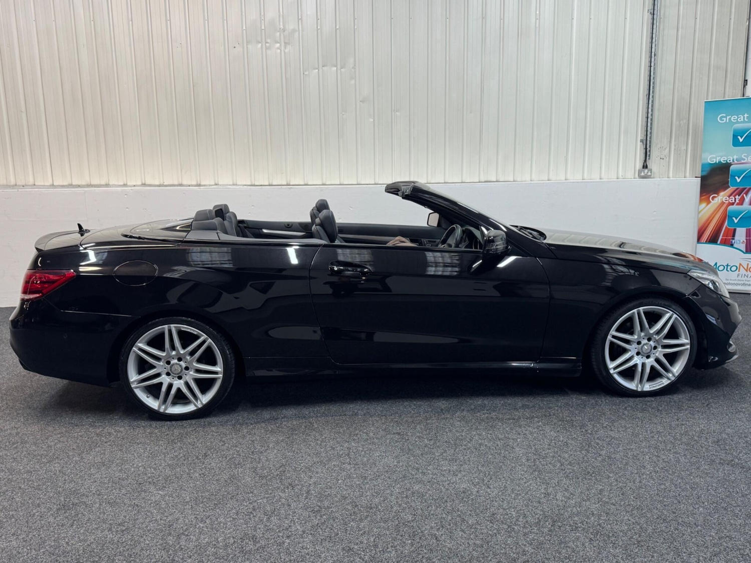 Used Mercedes-Benz E Class 2016 for sale - 76042433: Photo 5