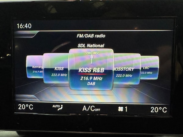 Used Mercedes-Benz GLC 2018 for sale - 76108810: Photo 16