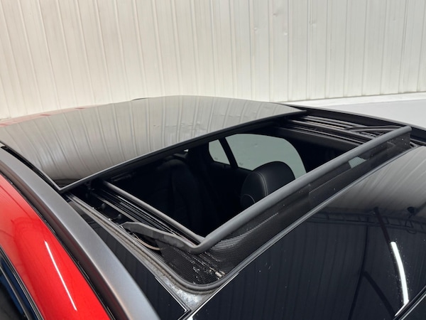 Used Mercedes-Benz GLC 2018 for sale - 76108810: Photo 17