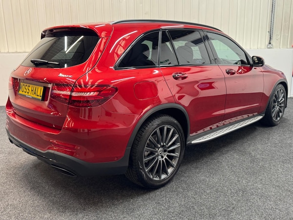 Used Mercedes-Benz GLC 2018 for sale - 76108810: Photo 2