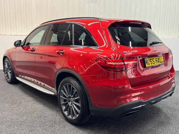Used Mercedes-Benz GLC 2018 for sale - 76108810: Photo 4