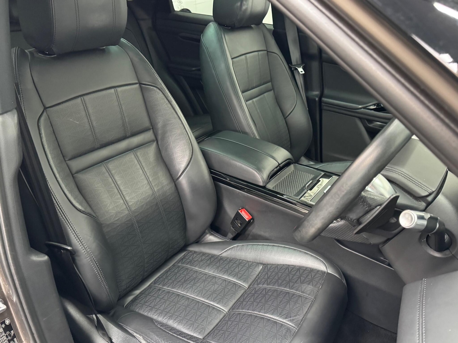 Used Land Rover Range Rover Evoque 2019 for sale - 77468295: Photo 10