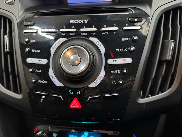 Used Ford Focus 2013 for sale - 76189888: Photo 18