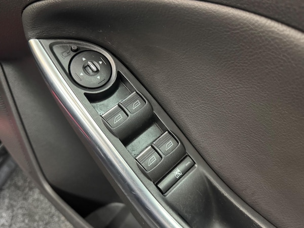Used Ford Focus 2013 for sale - 76189888: Photo 20