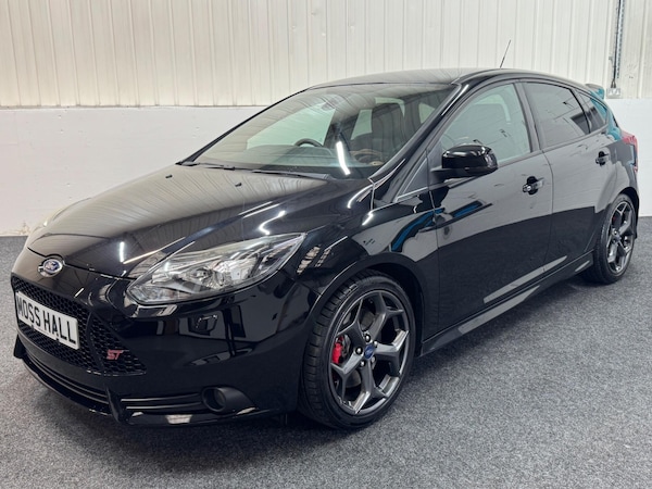 Used Ford Focus 2013 for sale - 76189888: Photo 3