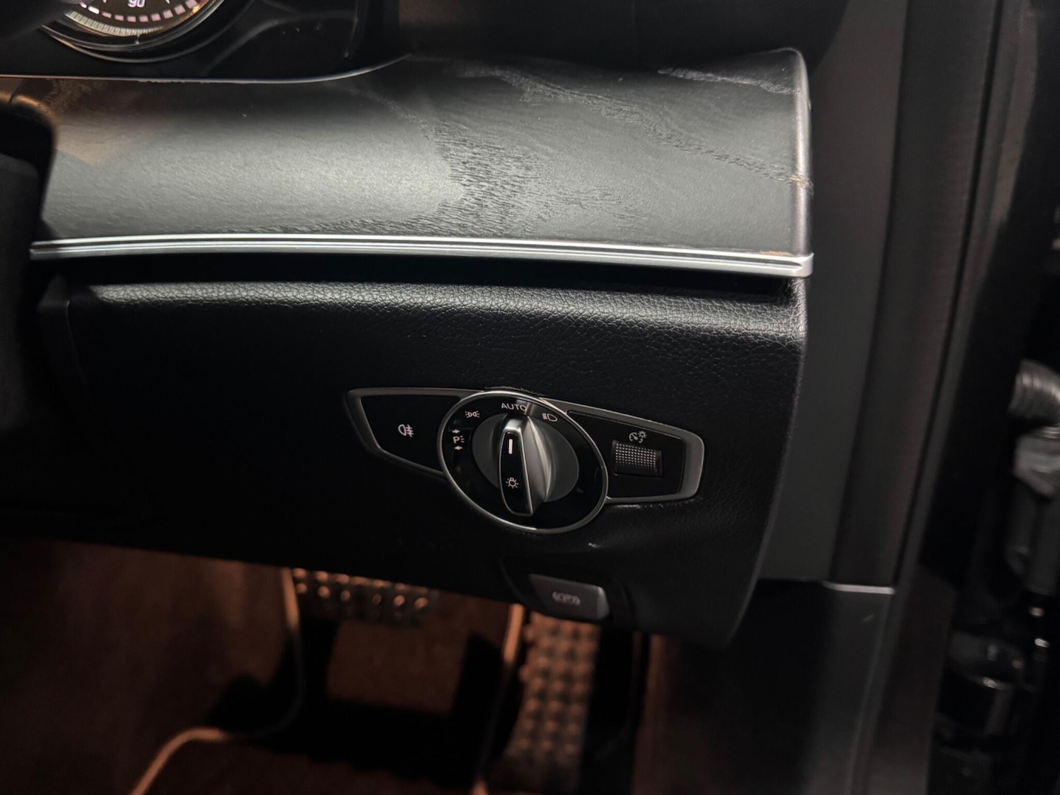 Used Mercedes-Benz E Class for sale - 76996047: Photo 17