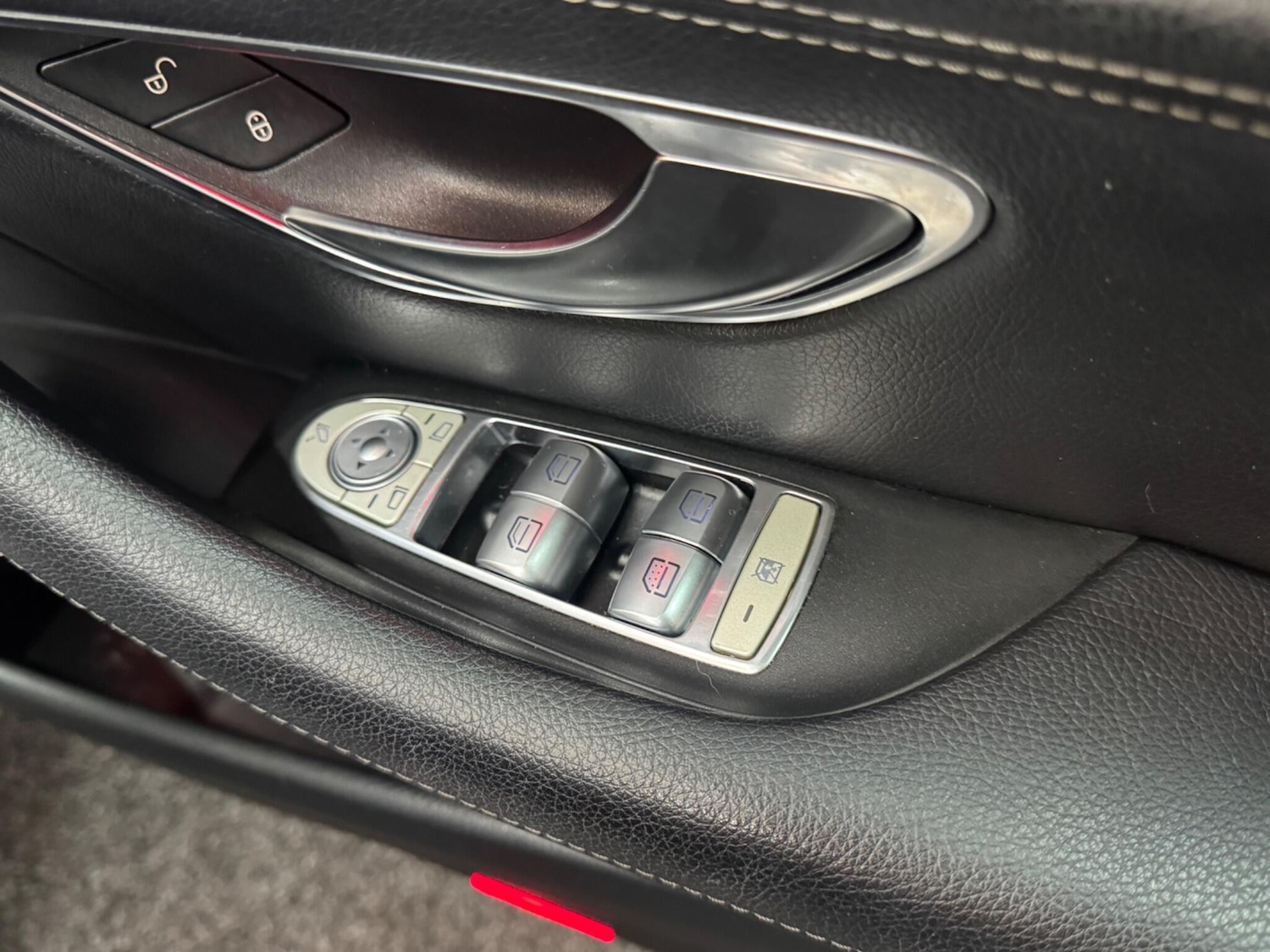 Used Mercedes-Benz E Class for sale - 76996047: Photo 18