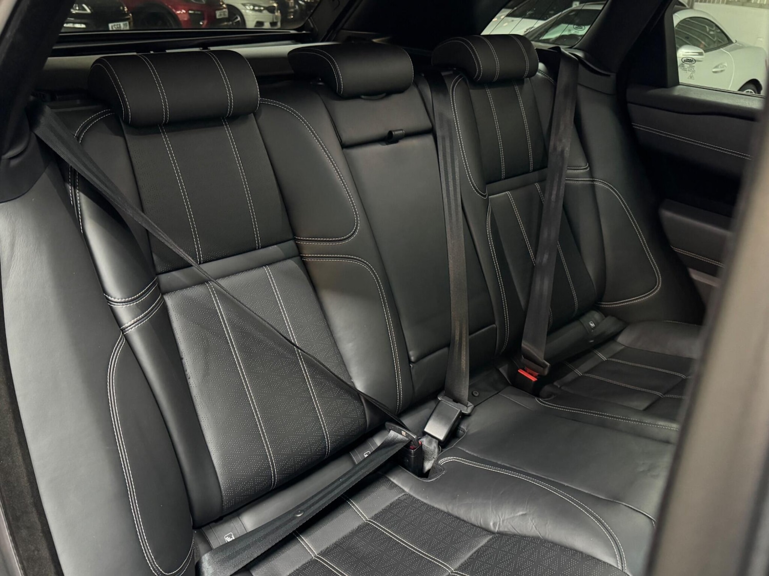 Used Land Rover Range Rover Velar 2018 for sale - 76671385: Photo 11