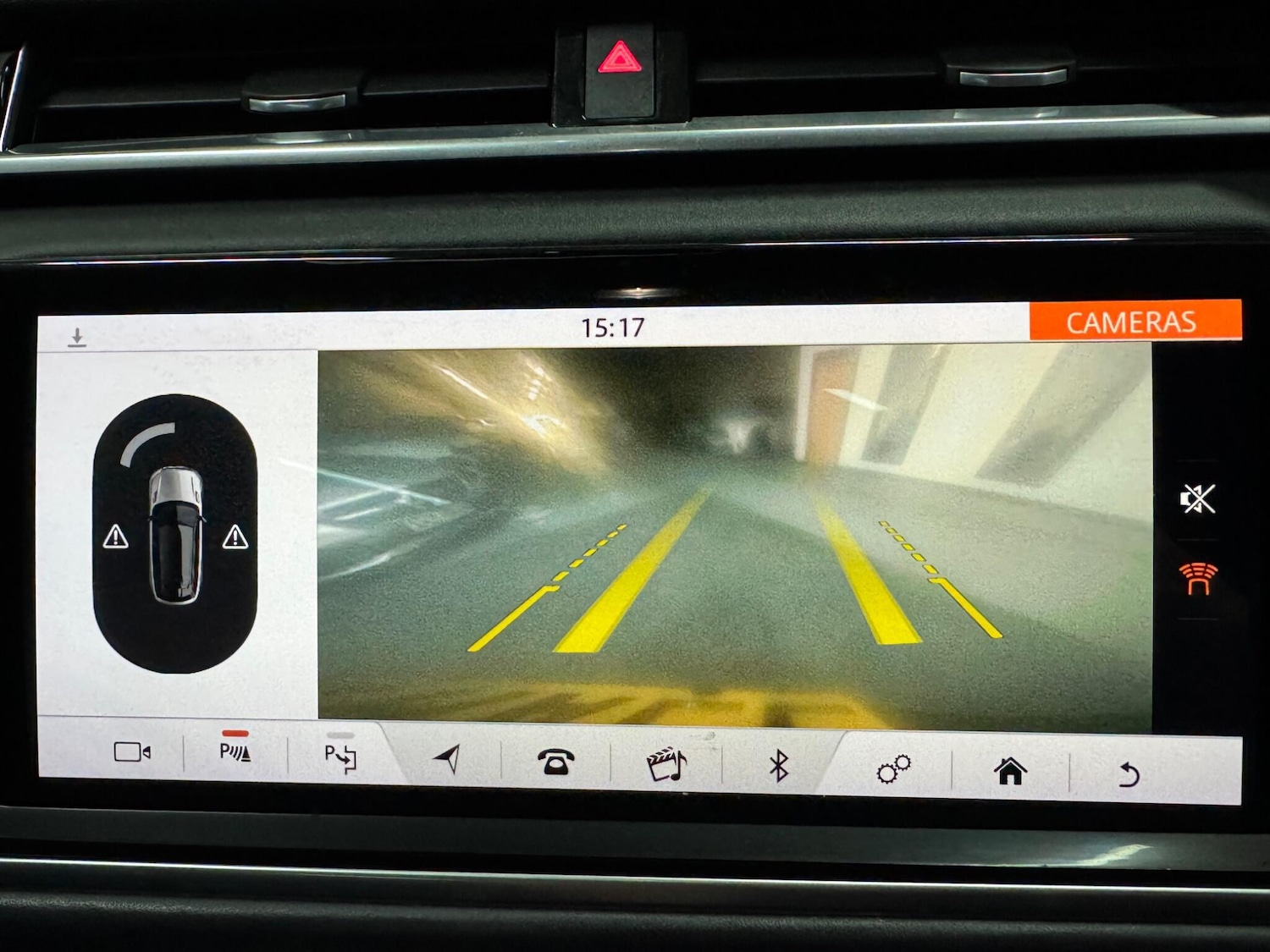 Used Land Rover Range Rover Velar 2018 for sale - 76671385: Photo 17