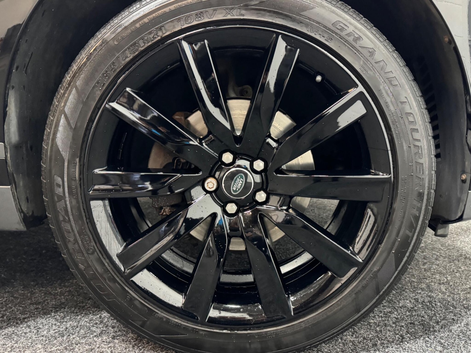 Used Land Rover Range Rover Velar 2018 for sale - 76671385: Photo 28