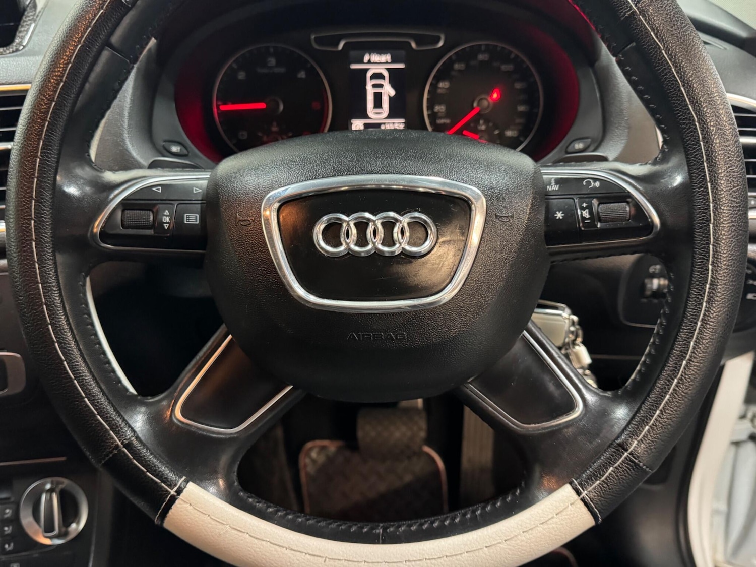 Used Audi Q3 2013 for sale - 76371135: Photo 18