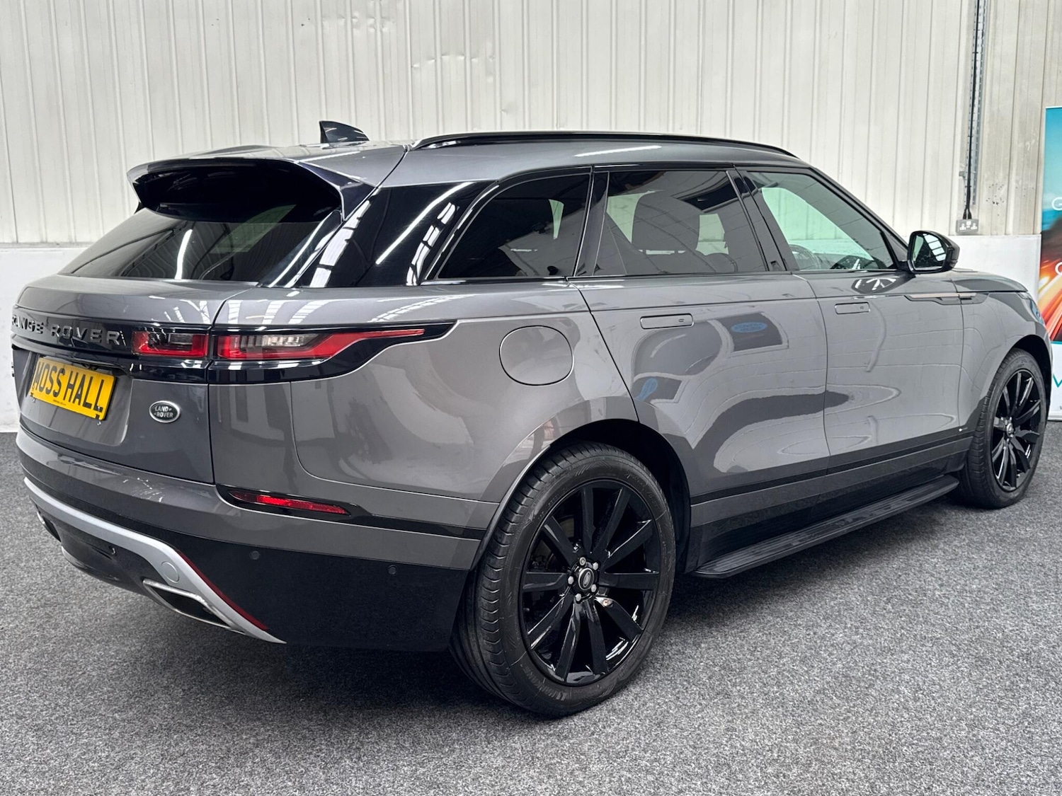 Used Land Rover Range Rover Velar 2018 for sale - 77633781: Photo 2