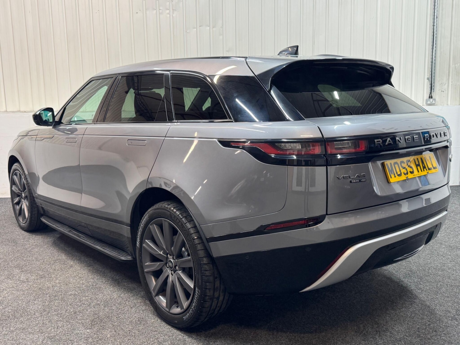 Used Land Rover Range Rover Velar 2019 for sale - 77290481: Photo 4