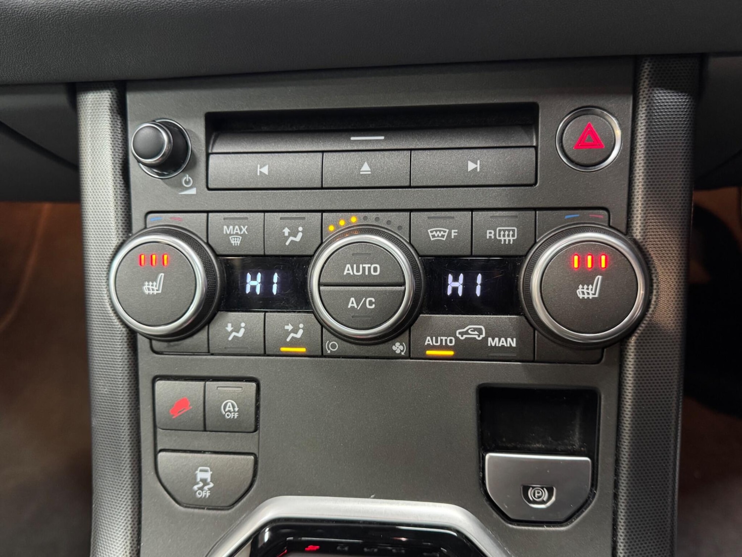 Used Land Rover Range Rover Evoque 2017 for sale - 76701490: Photo 18