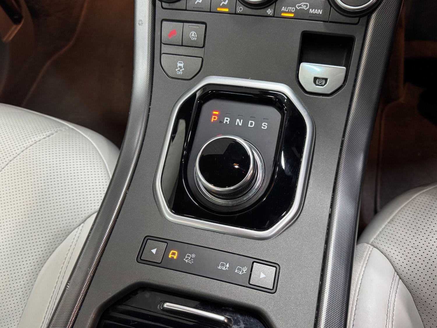 Used Land Rover Range Rover Evoque 2017 for sale - 76701490: Photo 21