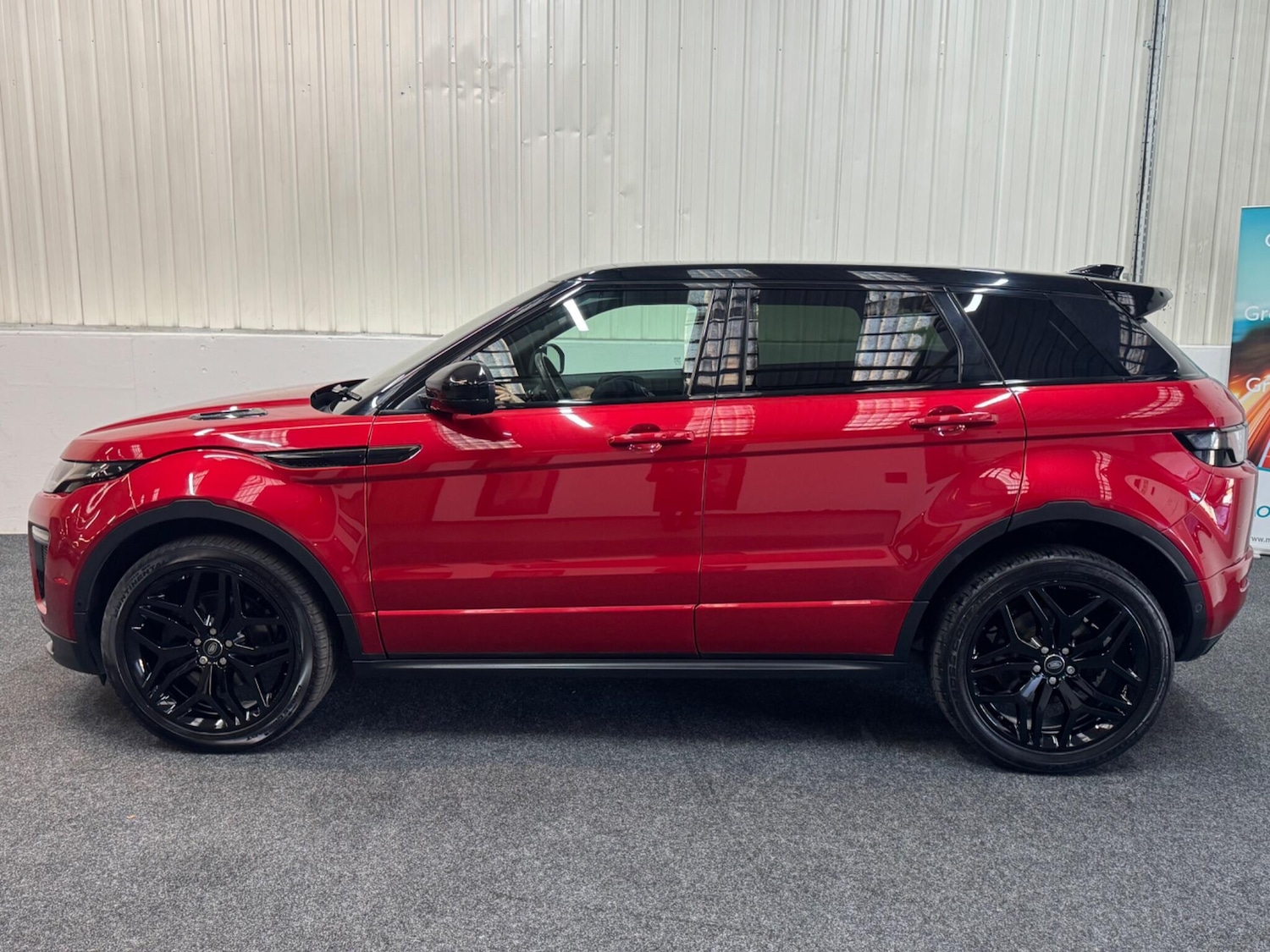 Used Land Rover Range Rover Evoque 2017 for sale - 75941627: Photo 6