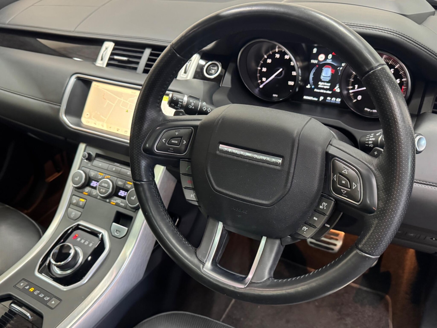 Used Land Rover Range Rover Evoque 2017 for sale - 75941627: Photo 9