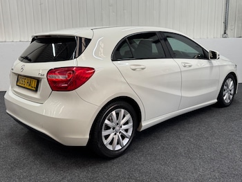 Used Mercedes-Benz A-Class 2014 for sale - 75577832: Photo