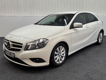 Used Mercedes-Benz A-Class 2014 for sale - 75577832: Photo