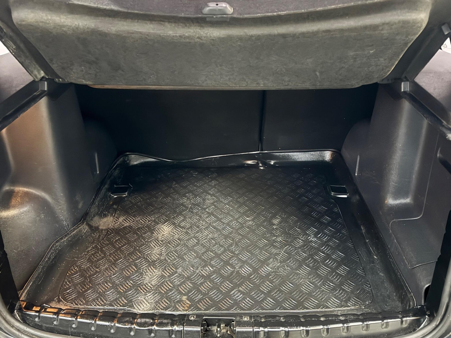 Used Dacia Duster 2016 for sale - 77646121: Photo 17