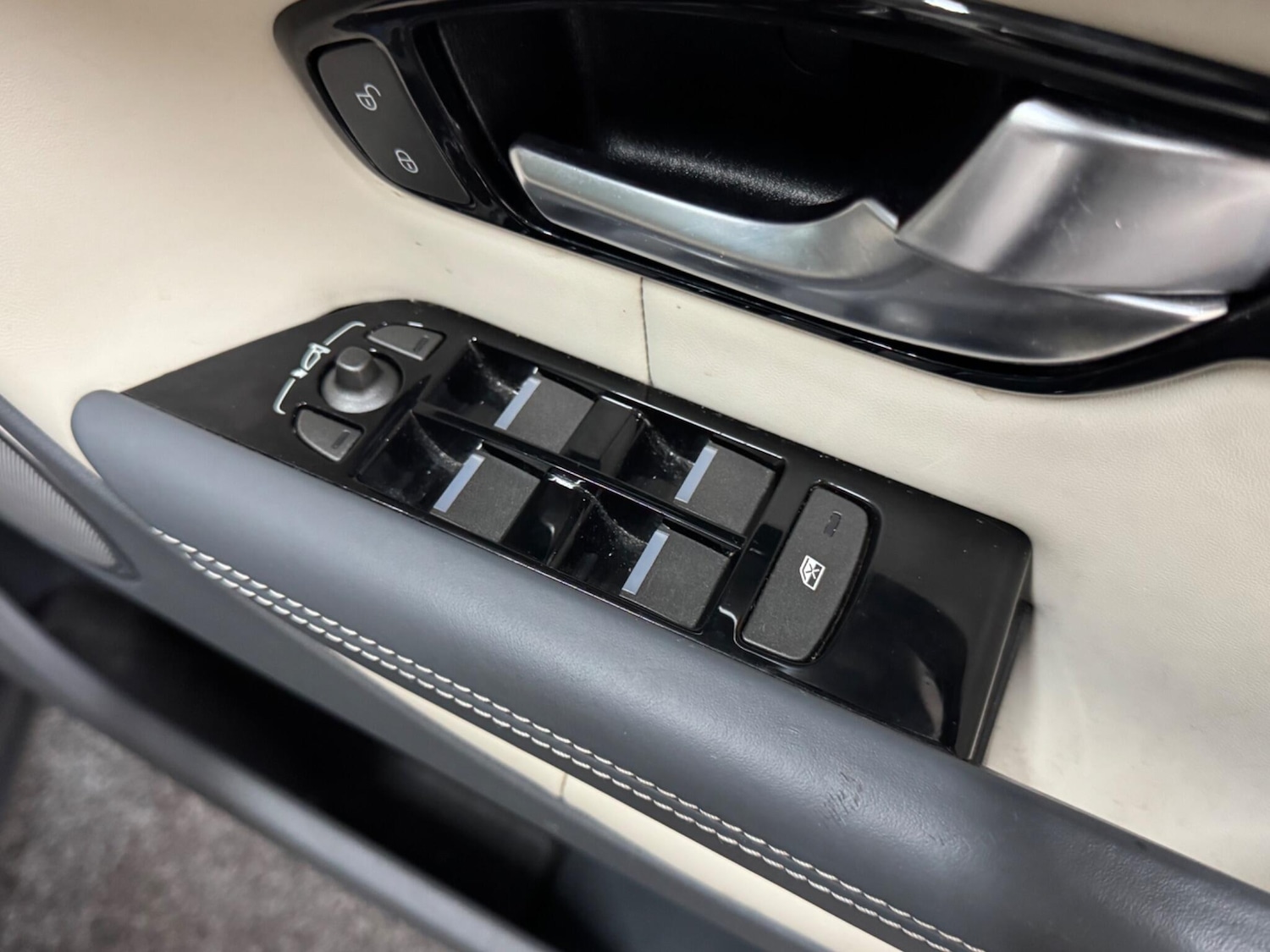 Used Land Rover Range Rover Evoque 2018 for sale - 75954079: Photo 15